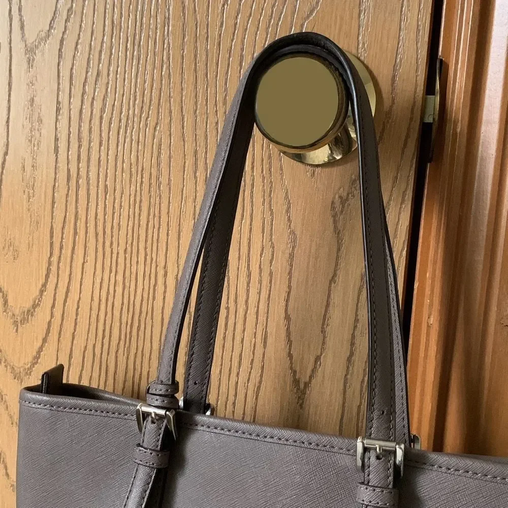 Michael Kors Jet Set Medium Purse Tote - Picture 5 of 9